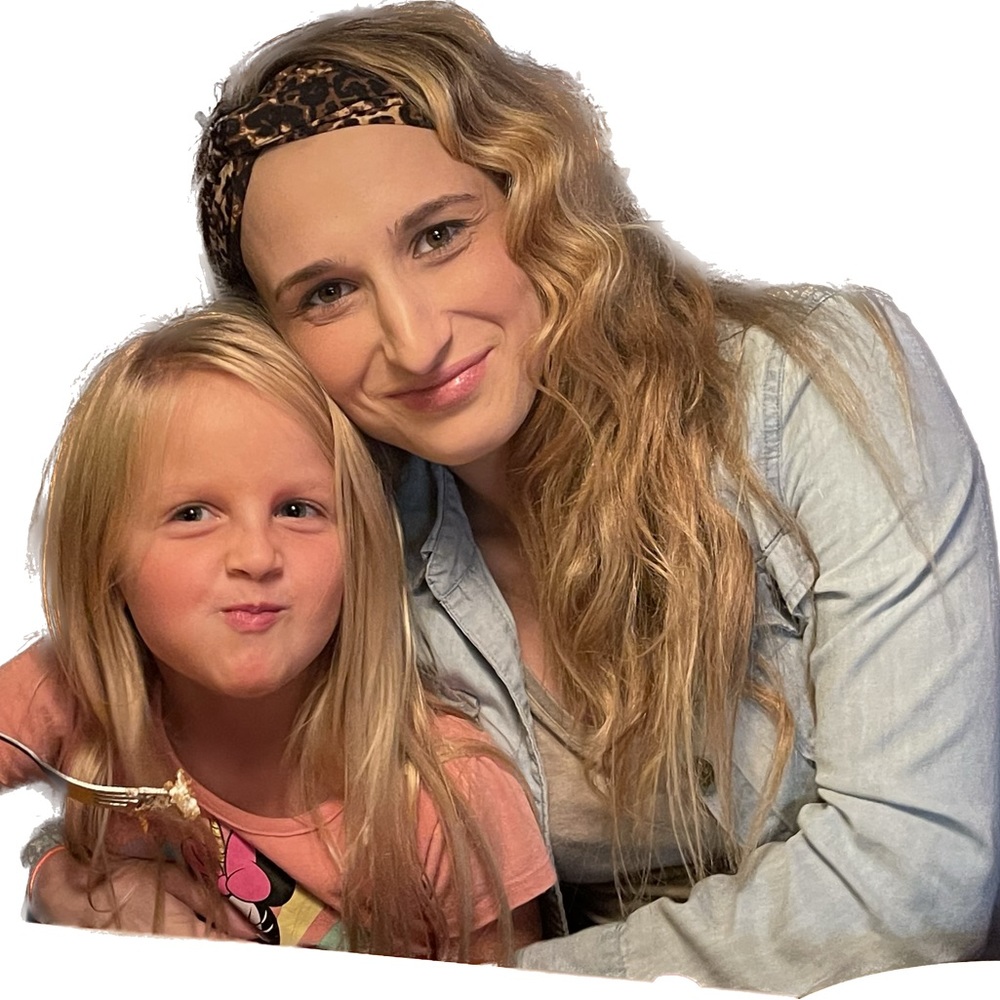 Hi I’m Emily! New to selling on Poshmark! Lots of goodies to share and sell!